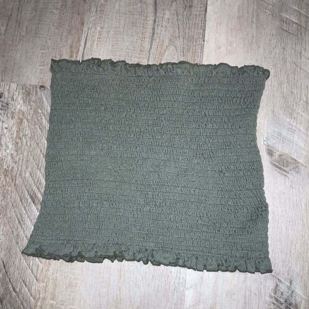 (Bin 8) MadRag, green scrunch tube top, Size M